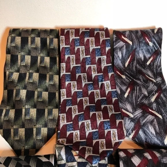 Bundle of 6 PIERRE CARDIN silk neck ties - Picture 2 of 5